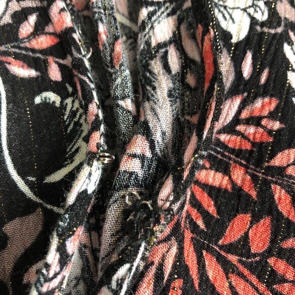 Love Stitch Top Women M Black Floral Metallic Wrap Cross Over Bell Sleeve Boho - Picture 5 of 16